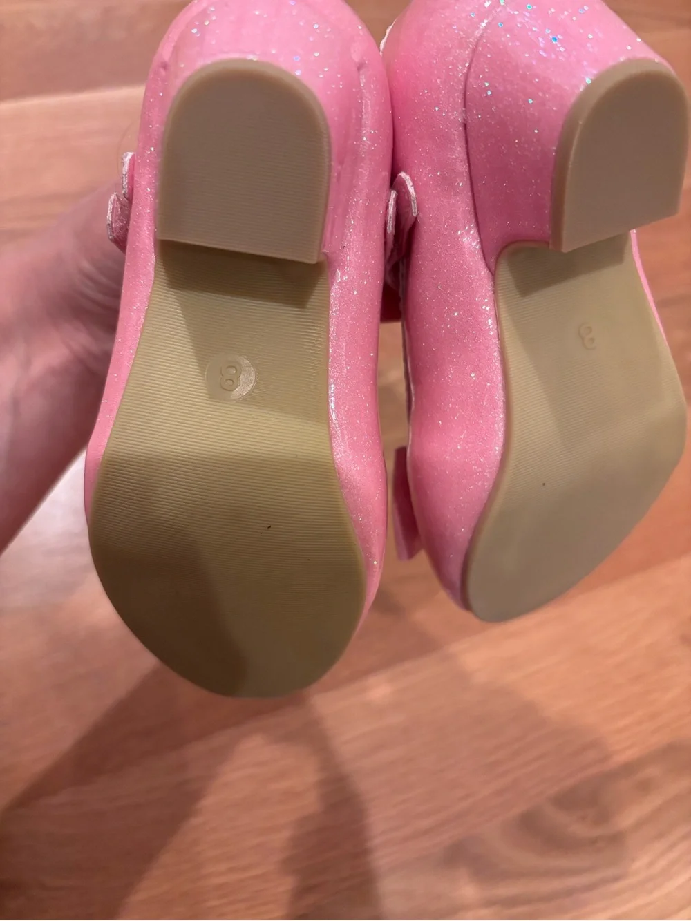 NWOT Disney Pink Minnie Mouse Glitter Mary Jane Shoes with Bows. Size 8T